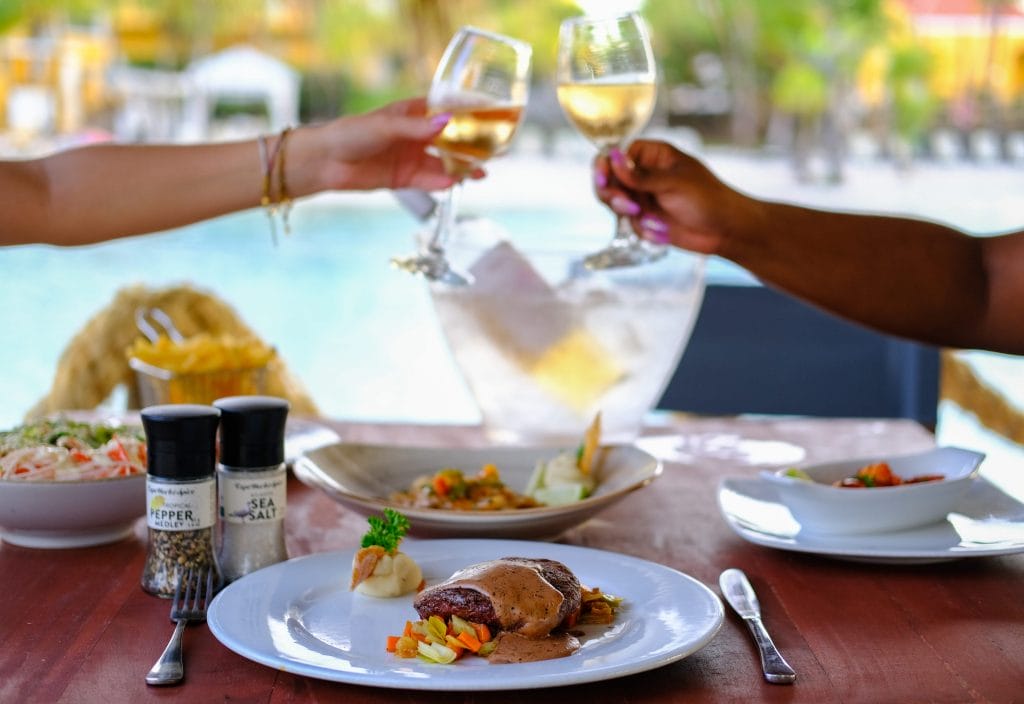 Ga uit eten bij Hemingway Restaurant op Curaçao