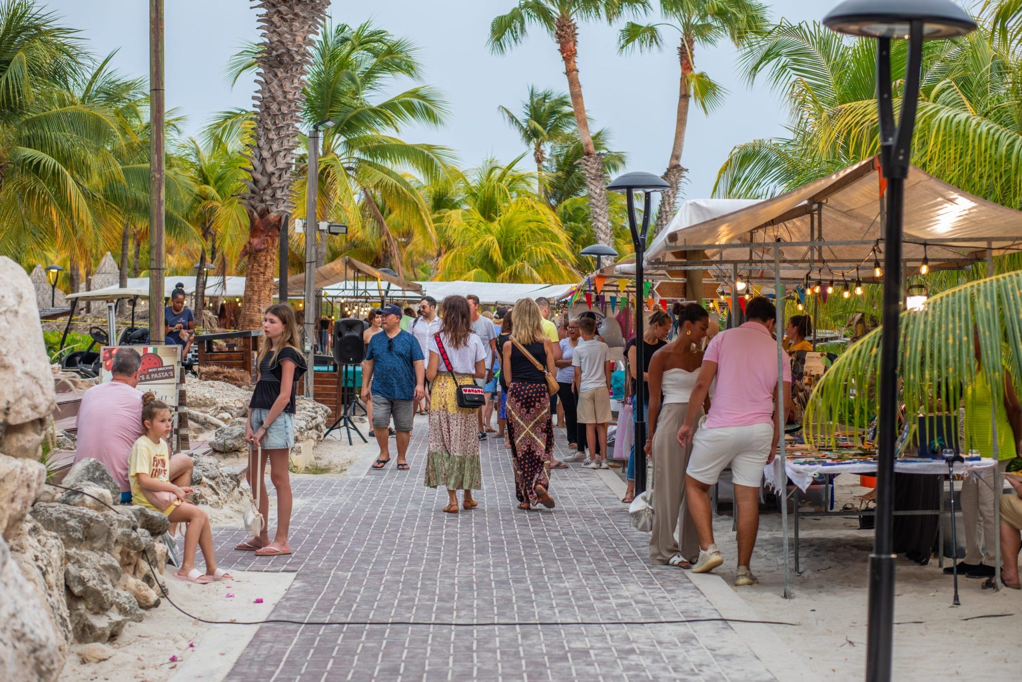 Local markets Curacao